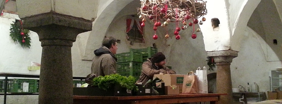 Kisterldienst im Abholkeller Kisterldienst im Abholkeller